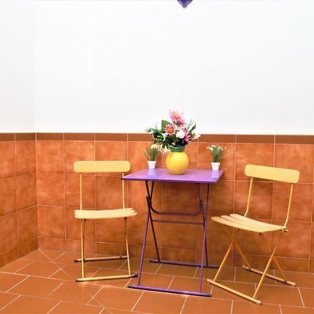 Small Building With 2 Apartments Málaga Eksteriør bilde