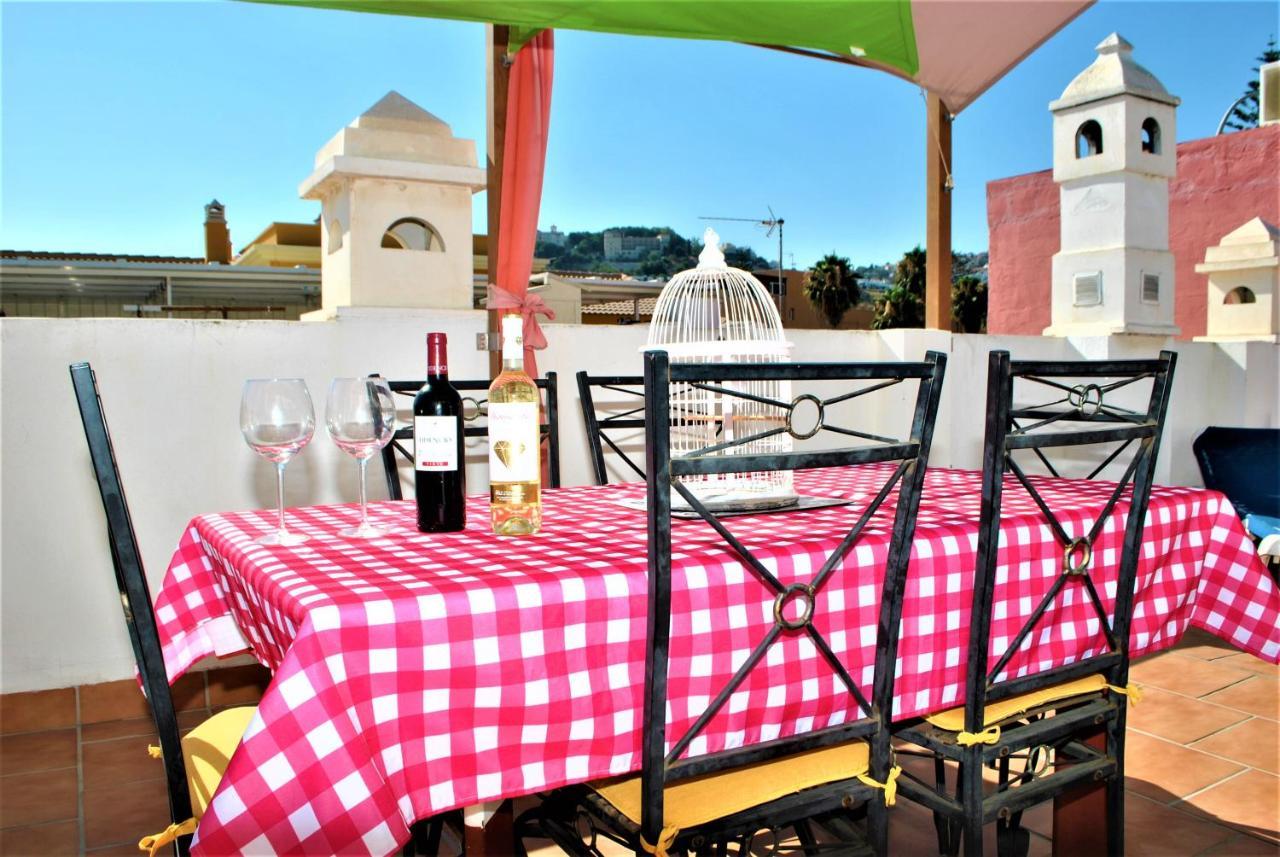 Small Building With 2 Apartments Málaga Eksteriør bilde