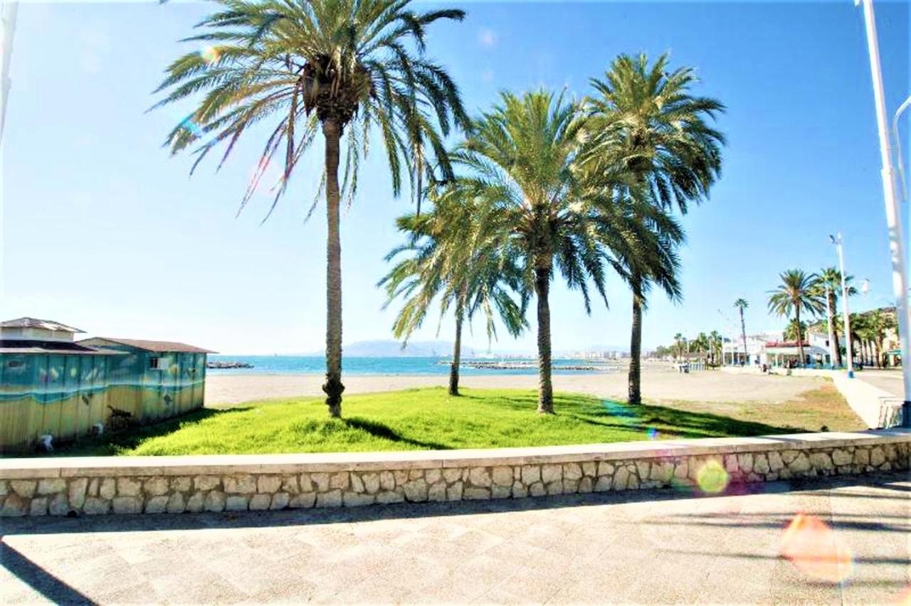 Small Building With 2 Apartments Málaga Eksteriør bilde